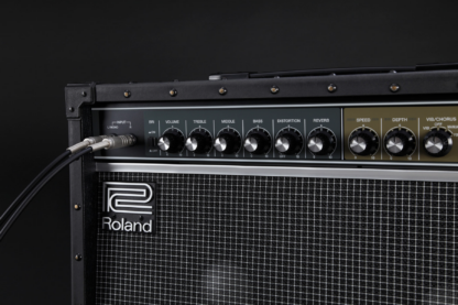 Roland JC-40 Jazz Chorus Stereo Guitar Amplifier m. cover - Image 8